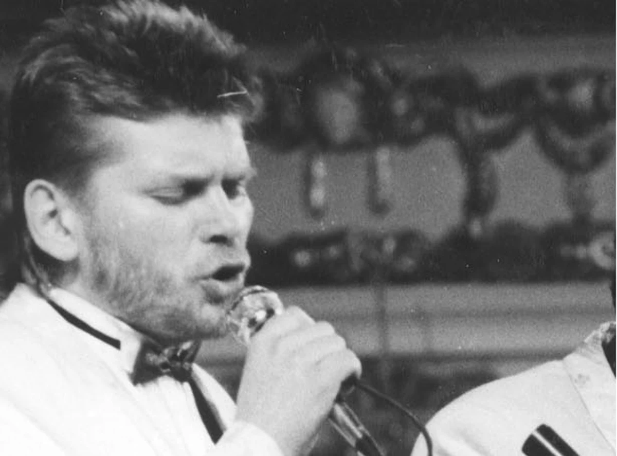 Nie żyje Andrzej Kozioł, były członek zespołu VOX. Artysta zmarł 13 stycznia po długiej walce z chorobą. Miał 73 lata. Informację potwierdził w rozmowie z RMF FM menadżer, Bogdan Zep.