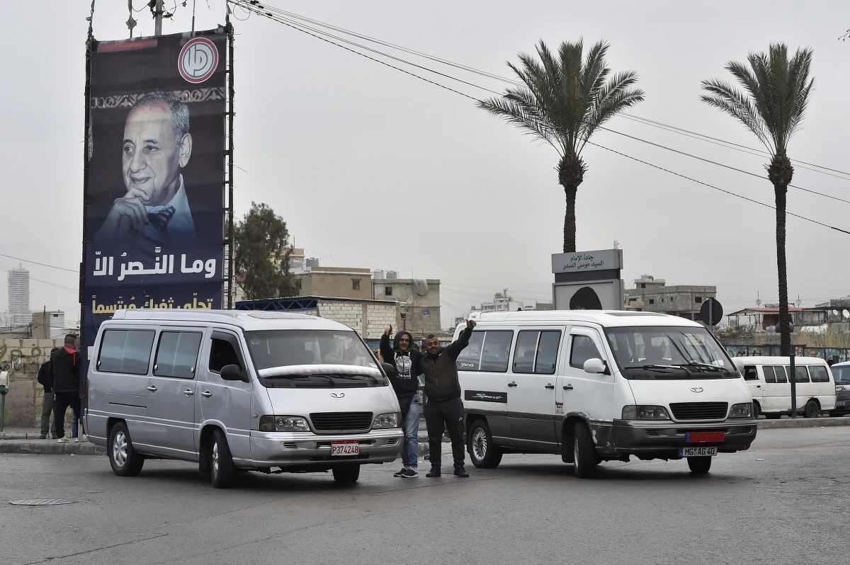 Gigantyczny kryzys gospodarczy dotyka Liban. 80 proc. mieszkańców żyje poniżej progu ubóstwa, jedna trzecia dorosłych nie ma pracy. W kraju panuje też głęboki kryzys polityczny, a sytuację pogarszają niedobory energii i pandemia Covid-19.