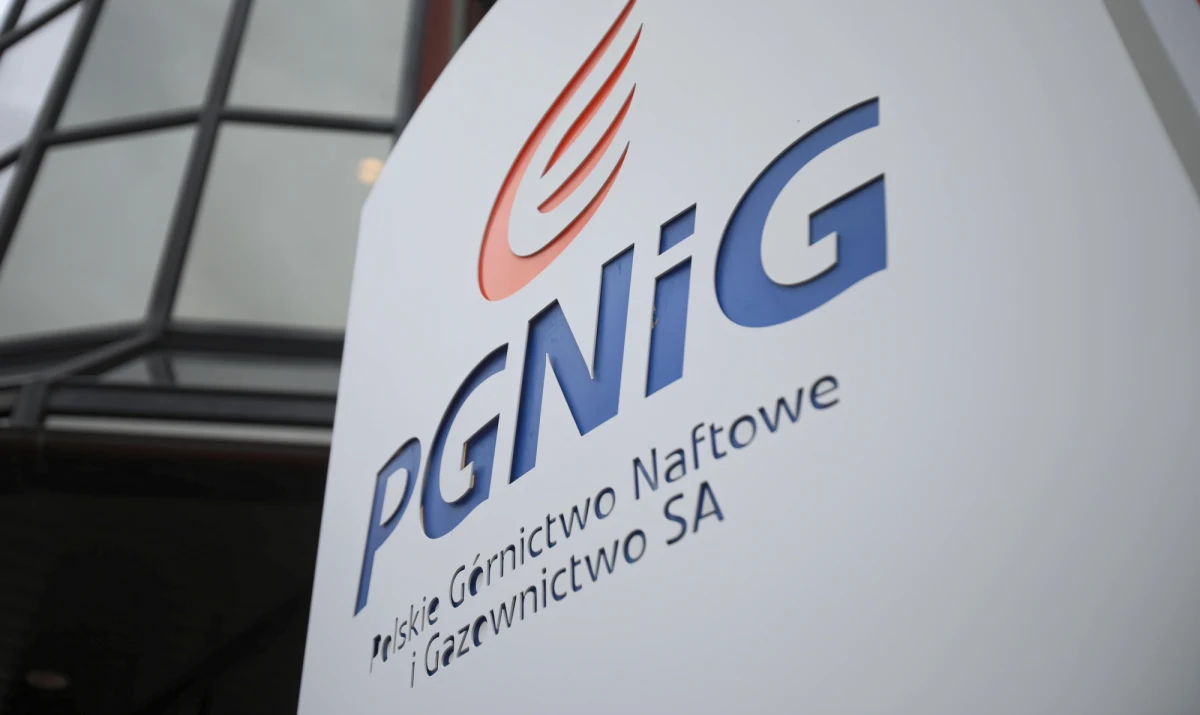 Polskie Górnictwo Naftowe i Gazownictwo otrzymało wezwanie na arbitraż przed Trybunałem Arbitrażowym z siedzibą w Sztokholmie - poinformowało w piątkowym komunikacie PGNiG. Dodano, że wezwanie obejmuje żądanie zmiany warunków cenowych gazu dostarczanego przez Gazprom na podstawie kontraktu jamalskiego.