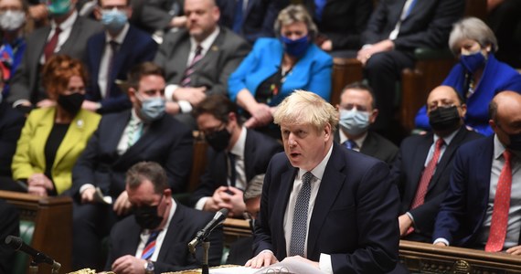Brytyjski premier Boris Johnson, próbując ratować stanowisko po skandalu z przyjęciami na Downing Street, planuje czystkę personalną w swoim biurze, zniesienie restrykcji covidowych oraz odświeżenie agendy politycznej - podają brytyjskie media.