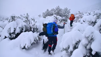 Tatry: Ratownicy TOPR uratowali dwie grupy turystów