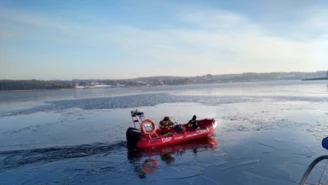 Jezioro Szeląg Wielki. 32-latek zginął podczas wyprawy na ryby. Odnaleziono ciało