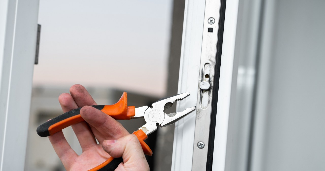 Jak ustawić okna na tryb zimowy i dlaczego warto to zrobić?