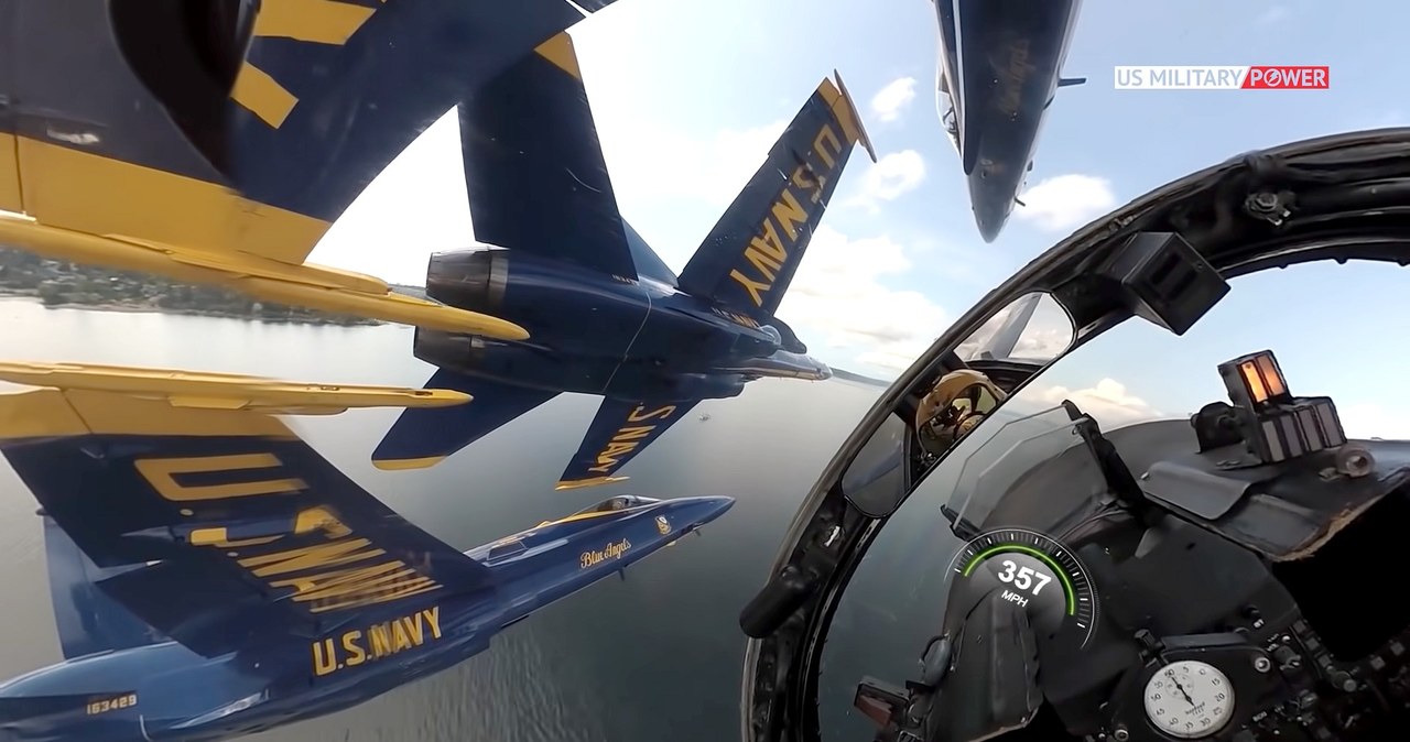 Demonstracyjna eskadra Blue Angels amerykańskiej marynarki wojennej słynie na całym świecie ze swoich niesamowitych pokazów. Dzięki najnowszemu nagraniu z ostatniego lotu, które zostało opublikowane w sieci, można przekonać się, jak wspaniałymi umiejętnościami dysponują ci piloci.
