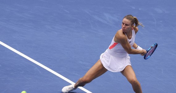 Wracająca po rocznej przerwie do obsady Australian Open Magda Linette po zaciętym meczu awansowała do drugiej rundy bieżącej edycji. Polska tenisistka pokonała na otwarcie wielkoszlemowego turnieju w Melbourne Łotyszkę Anastasiję Sevastovą 6:4, 7:5.