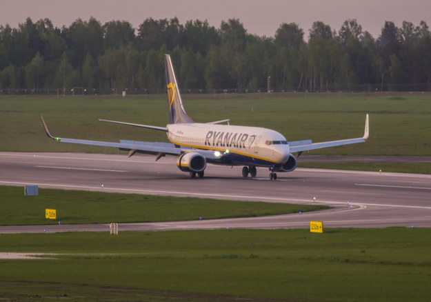 "Alarm o bombie był fałszywy". Raport ws. przymusowego lądowanie Ryanaira na Białorusi