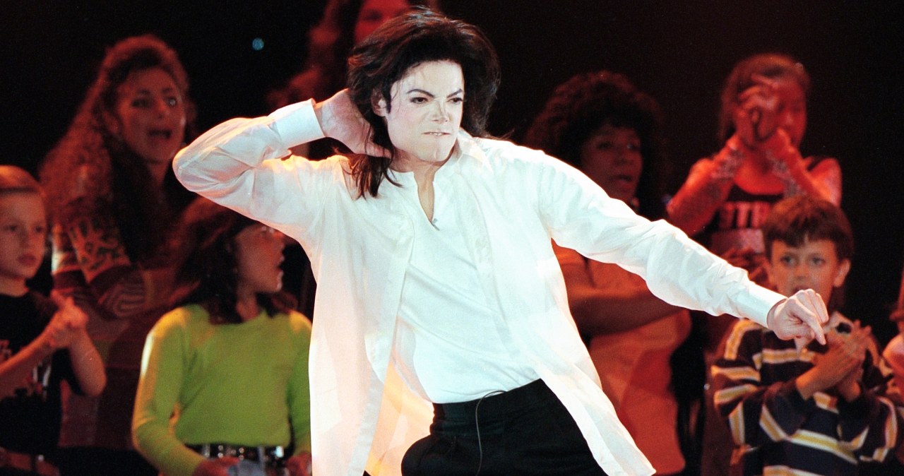 Michael Jackson bije się na ulicy w Las Vegas! Film jest hitem sieci