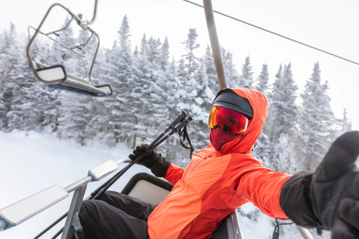 Zimowe ferie rozpoczęte. Dla amatorów szaleństwa na stoku mieliśmy niespodziankę! Całodzienne karnety do Ośrodka Narciarskiego Kotelnica Białczańska w Białce Tatrzańskiej! Jak można je było otrzymać? 