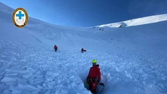 ​Tatry: Lawina porwała dwóch turystów. Sami się odkopali