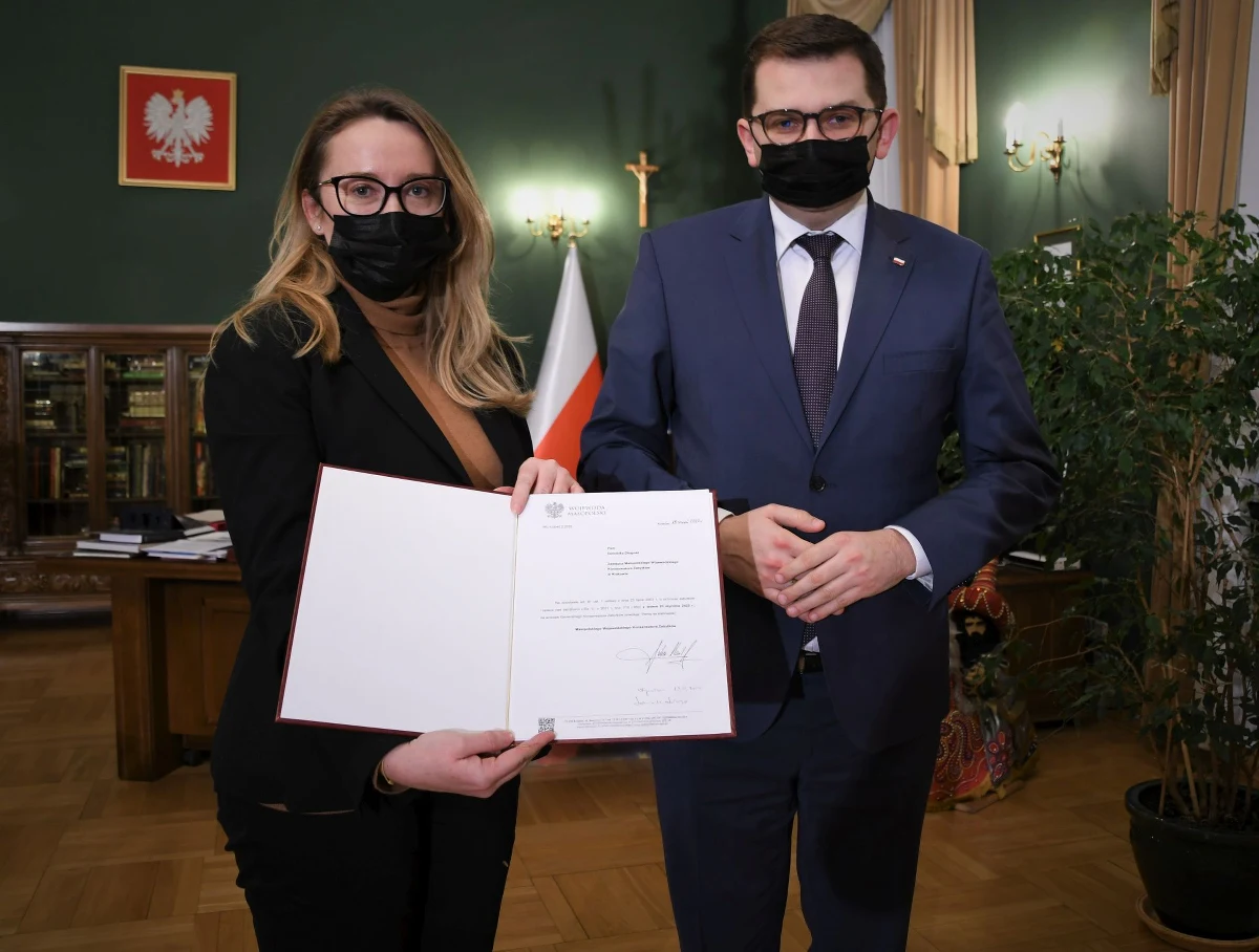 Małopolska ma nowego wojewódzkiego konserwatora zabytków. Wojewoda Łukasz Kmita powołał na to stanowisko Dominikę Długosz, która pełniła dotąd funkcję zastępcy wojewódzkiego konserwatora.