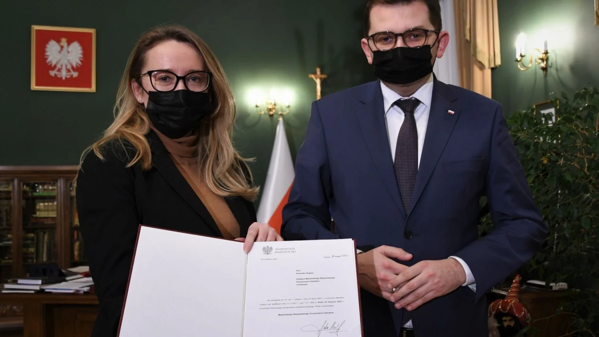 W środę została powołana, w czwartek odwołana. Mowa o dr Dominice Długosz, która przez niespełna dobę była małopolską konserwator zabytków. Czy powodem była jej aktywność w mediach społecznościowych?