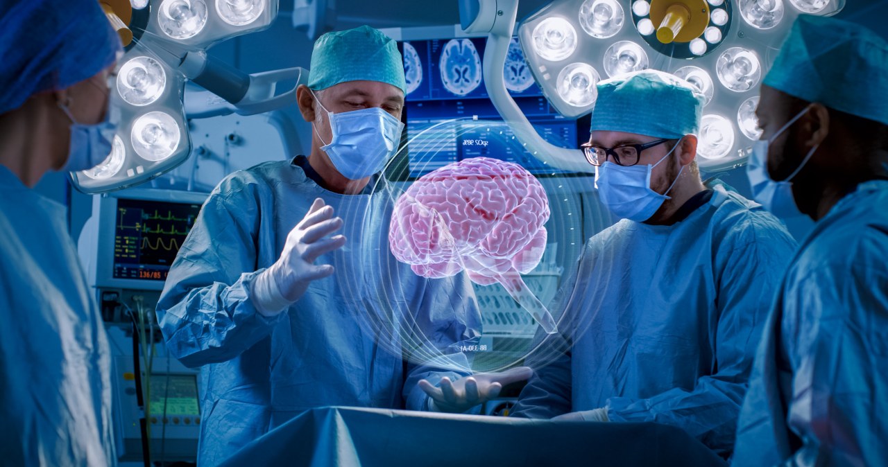AI po raz pierwszy w czasie rzeczywistym pomagała w operacji mózgu