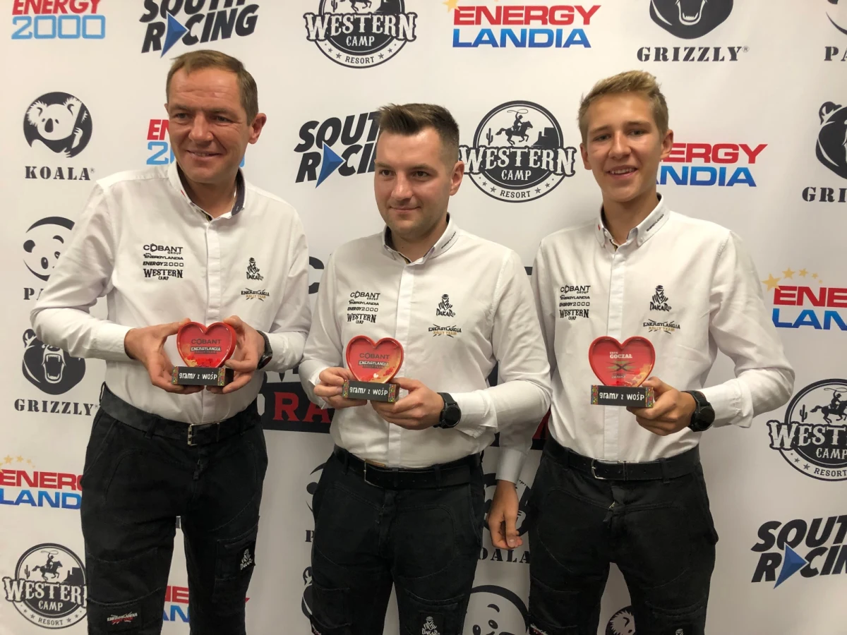 Dla załogi Cobant Energylandia Rally Teamu był to drugi start w najtrudniejszym rajdzie świata. Przed rokiem na Dakarze bracia Marek i Michał Goczałowie zaskoczyli wszystkich jako debiutanci. W tym roku potwierdzili swoje umiejętności zajmując odpowiednio 4 i 5 miejsce w klasyfikacji lekkich samochodów SSV. „Wiem jak wygrać Dakar, ale bardzo dużo zależy od tego co siedzi w głowie i właśnie „chłodnej” głowy brakowało nam w niektórych momentach Dakaru” – podkreśla Marek Goczał. Cały zespół Cobant Energylandia Rally Teamu analizuje teraz tegoroczny start, by wyciągnąć z niego wnioski na przyszły rok. 