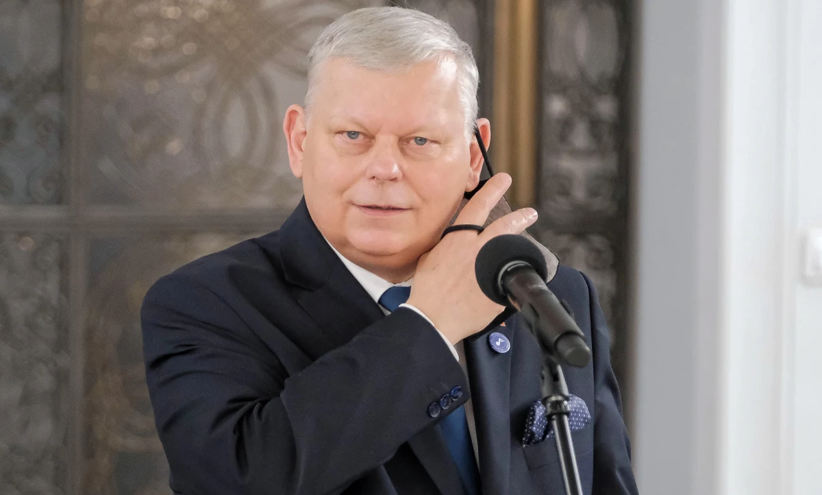 ​Mówienie o jakiejś masowej inwigilacji to jest wymysł z księżyca, bo to były niewielkie ilości, nieprzekraczające kilkuset osób w ciągu roku - powiedział podczas konferencji prasowej poseł PiS Marek Suski, pytany o inwigilowanie przy pomocy oprogramowania szpiegowskiego Pegasus.