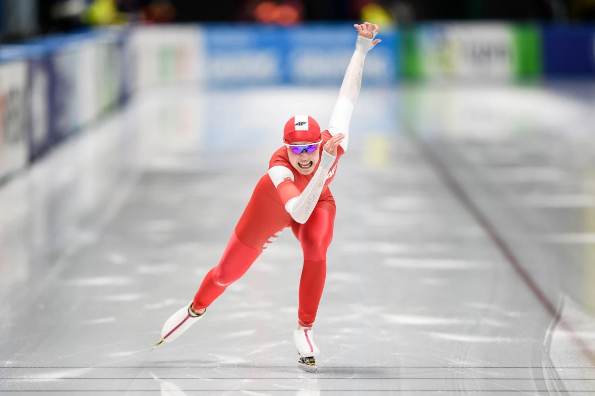 Znamy nazwiska polskich łyżwiarzy szybkich i zawodników z short tracku, którzy wezmą udział w XXIV Zimowych Igrzyskach Olimpijskich w Pekinie. Na liście są m.in. wszyscy najlepsi zawodnicy, którzy w tym sezonie stawali na podium mistrzostw Europy i zawodów Pucharu Świata.