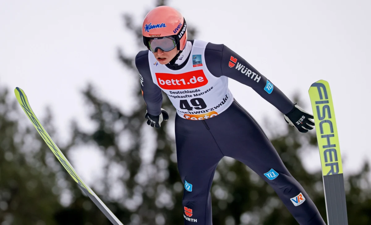 Jakub Wolny zajął 29. miejsce w sobotnim konkursie Pucharu Świata w skokach narciarskich w niemieckim Titisee-Neustadt. Zwyciężył Niemiec Karl Geiger, który objął prowadzenie w klasyfikacji generalnej Pucharu Świata. 