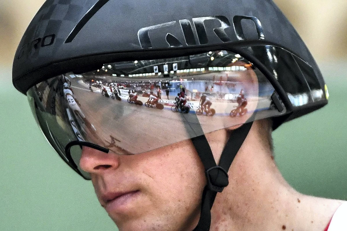 Adrian Tekliński - były mistrz świata w kolarstwie torowym – został zdyskwalifikowany na 4 lata za stosowanie erytropoetyny. Kara obowiązuje do 29 października 2024 roku - poinformowała Polska Agencja Antydopingowa (POLADA).