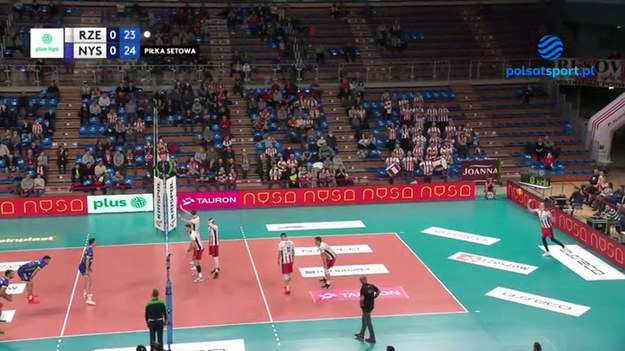 Skrót meczu 17. kolejki PlusLigi Asseco Resovia Rzeszów - PSG Stal Nysa 3:2 (23:25, 25:17, 18:25, 25:15, 15:13).