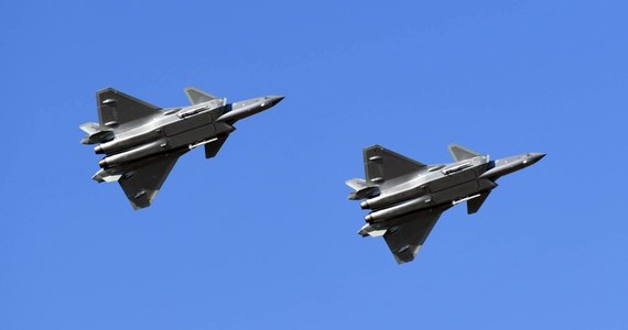 39 chińskich samolotów wojskowych naruszyło w niedzielę strefę identyfikacji obrony powietrznej (ADIZ) Tajwanu - poinformowało tajwańskie ministerstwo obrony.