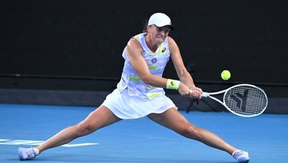 Iga Świątek w ćwierćfinale Australian Open! Pokonała Soranę Cirsteę