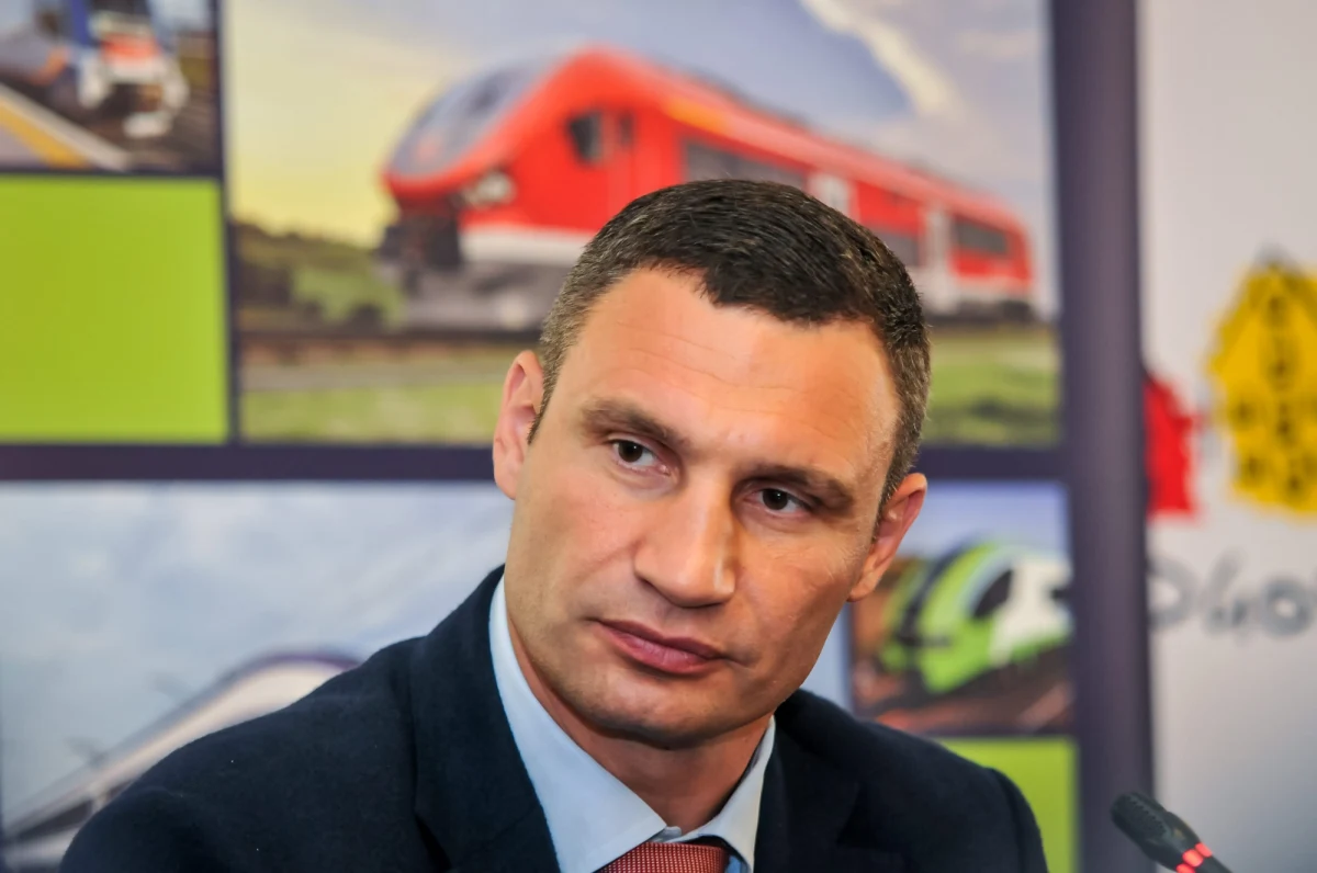 W obliczu groźby inwazji Rosji na Ukrainę, mer Kijowa Witalij Kliczko w tekście dla dziennika "Bild" wyraził rozczarowanie postawą Niemiec, którą uważa za "zdradę przyjaciół w dramatycznej sytuacji". Na Ukrainie panuje rozczarowanie, że rząd niemiecki obstaje przy Nord Stream 2 - podkreśla Kliczko.