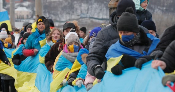 Polska nie planuje w tej chwili ewakuacji swoich placówek dyplomatycznych z Ukrainy - poinformował w Brukseli, po zakończeniu posiedzenia ministrów spraw zagranicznych państw UE, wiceszef polskiego MSZ Paweł Jabłoński. 