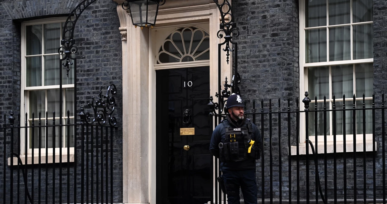 Rezydencja i biuro premiera Wielkiej Brytanii na 10 Downing Street, w Londynie.