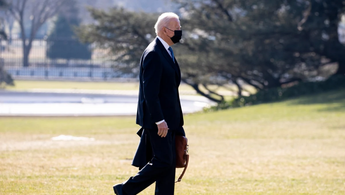 Przygotowywane przez Zachód ograniczenia na eksport wysokich technologii znacząco uderzą w strategiczne ambicje Putina i kluczowe sektory rosyjskiego przemysłu - powiedzieli we wtorek przedstawiciel administracji Joe Bidena. Dodali, że Zachód ma plan, by pokryć ewentualne braki dostaw gazu z Rosji do Europy.