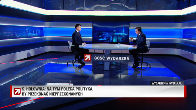 - Dzisiaj polityka, którą obserwuję nawet po tej stronie sceny, obsesyjnie koncentruje się sama na sobie. Koncentruje się na technikach. (...) Jesteśmy na prostej drodze do politycznej impotencji - stwierdził lider Polski 2050. - Nie udzielam wiążącej odpowiedzi na pytanie o wspólną listę opozycji, czas na to będzie przed wyborami - dodał Szymon Hołownia w "Gościu Wydarzeń".