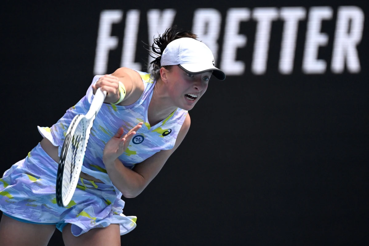 Około południa czasu polskiego Iga Świątek o finał wielkoszlemowego turnieju tenisowego Australian Open. Poprzednią Polką, która dotarła do tego etapu na antypodach, była Agnieszka Radwańska w 2016 roku. Świątek o zrobienie kroku dalej powalczy z Danielle Collins. 