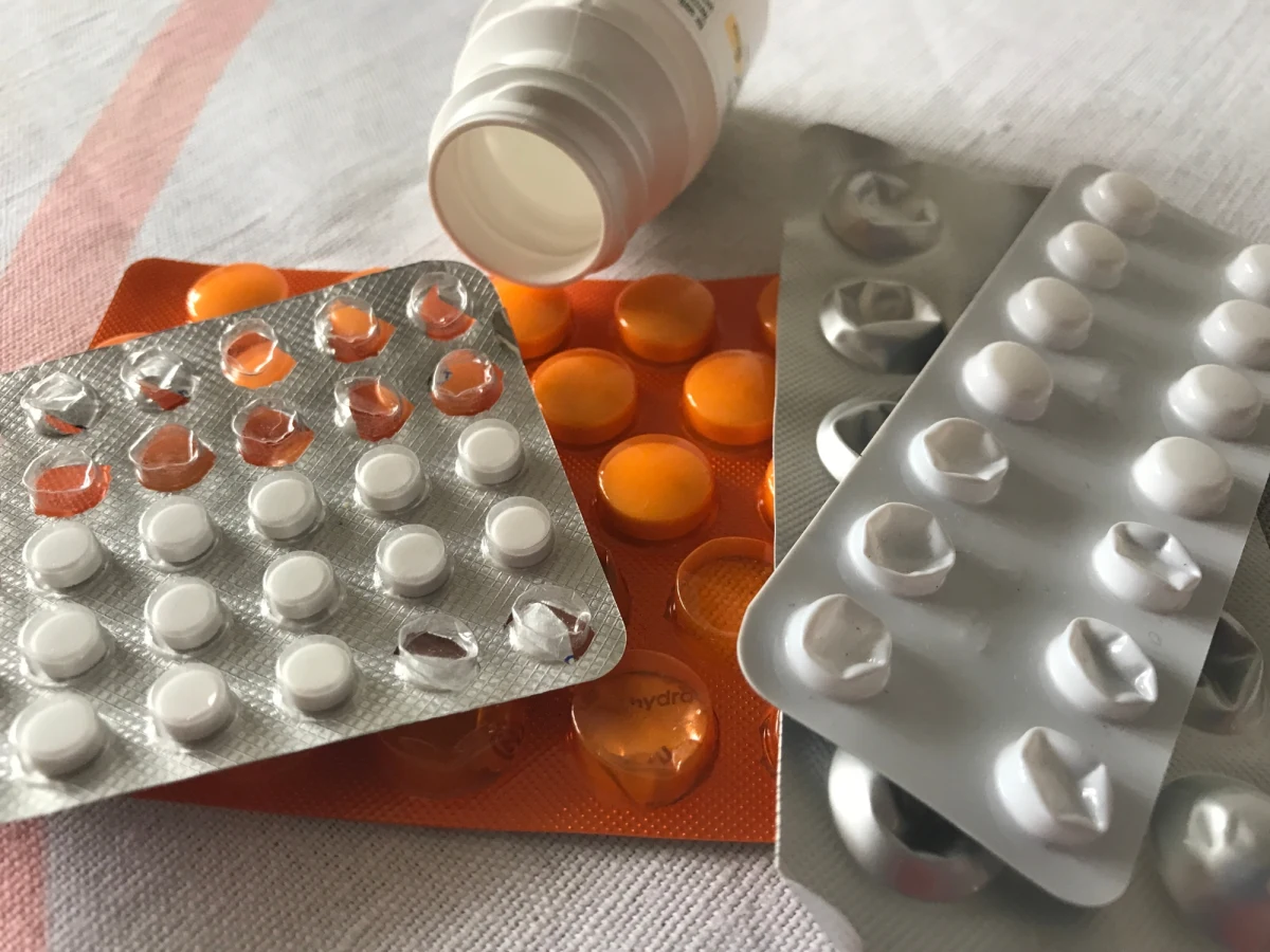 W tym roku zmiany cen leków mogą być dużo bardziej odczuwalne dla konsumentów, zaś gwałtowny skok może mieć miejsce już na przełomie kwietnia i maja - informuje w czwartek "Dziennik Gazeta Prawna".