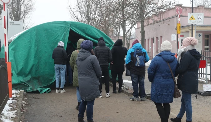 Ponad milion Polaków w kwarantannie. Prof. Fal: Techniczny lockdown