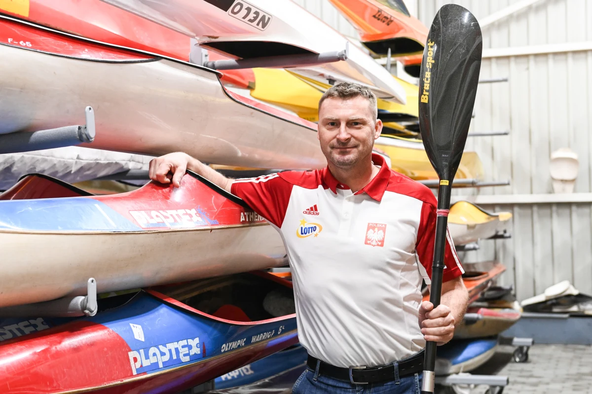 Karolina Naja, Anna Puławska, Justyna Iskrzycka i Helena Wiśniewska, czyli polskie medalistki olimpijskie z Tokio w kajakarstwie, przygotowują się do sezonu w Portugalii. „Widać, że zapał do pracy jest ogromny. Karolina, która ma cztery medale olimpijskie trenuje, jakby przygotowywała się do pierwszych igrzysk” – mówi prezes Polskiego Związku Kajakowego Grzegorz Kotowicz.