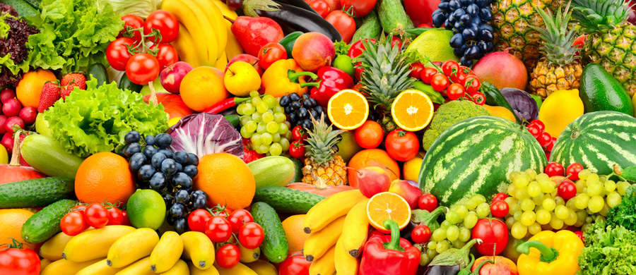 Generalnie uważa się, że wszystkie warzywa i owoce pełnią bardzo ważną rolę w żywieniu człowieka. Są one bardzo dobrym źródłem witamin i składników mineralnych oraz błonnika, czyli włókna pokarmowego. Jednak nie wszystkie są tak samo zdrowe. Wpływ na to ma m.in. zawartość niektórych składników, jak cukry proste czy błonnik pokarmowy. 