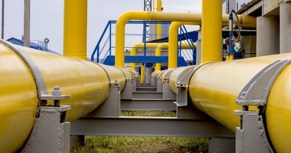 Pomimo utworzenia niemieckiej spółki zależnej, nie można spodziewać się szybkiego zatwierdzenia do eksploatacji gazociągu Nord Stream 2. Zdaniem Jochena Homanna, szefa Federalnej Agencji ds. Sieci, wpis spółki do rejestru handlowego miał miejsce, ale nie ma w tej sprawie "dalszych kroków" - informuje w niedzielę "Die Welt".