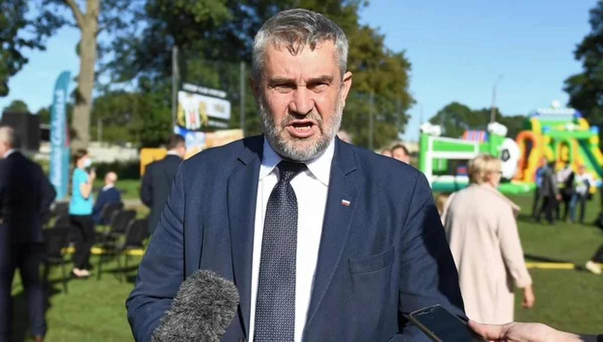 Poseł PiS i były minister rolnictwa Jan Krzysztof Ardanowski w rozmowie z "Rzeczpospolitą" zapowiedział, że zagłosuje za powołaniem komisji śledczej, jeśli nie otrzyma wyjaśnień, czy i dlaczego był podsłuchiwany Pegasusem. 