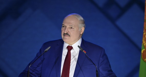 Białoruski prezydent Alaksandr Łukaszenka zagroził Litwie sankcjami w odpowiedzi na częściowe wstrzymanie tranzytu przez ten kraj.
