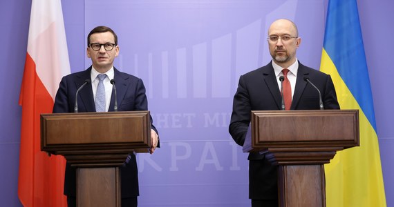 "Jako Polska jesteśmy gotowi do udzielenia wsparcia Ukrainie, zarówno w sprawach gazowych, jak również związanych z obronnością i ze wsparciem stabilności gospodarczej. Jesteśmy też gotowi przekazać pomoc humanitarną, co już zresztą czynimy" - powiedział w Kijowie premier Mateusz Morawiecki.