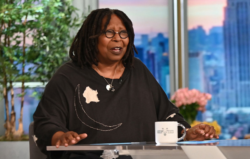 "Holokaust nie dotyczy rasy" - powiedziała Whoopi Goldberg w "The View", talk show stacji ABC. Amerykańska aktorka i prezenterka przeprosiła za swoją wypowiedź.