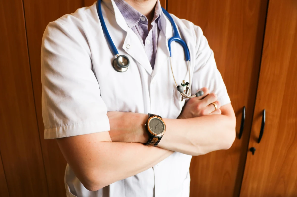 Sukces po rozmowach dyrekcji i lekarzy z Uniwersyteckiego Szpitala Dziecięcego w Krakowie-Prokocimiu. Medycy, którzy wcześniej chcieli odejść z pracy, wznowili ją, a placówka wróciła do normalnej działalności.