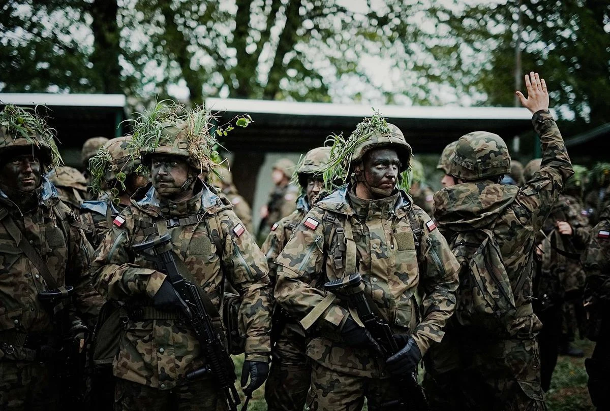 800 żołnierzy z 3. Podkarpackiej Brygady WOT ćwiczyło w miniony weekend na terenie niemal całego województwa - poinformował rzecznik brygady kpt. Witold Sura. Terytorialsi doskonalili zagadnienia taktyczne i umiejętności strzeleckie.