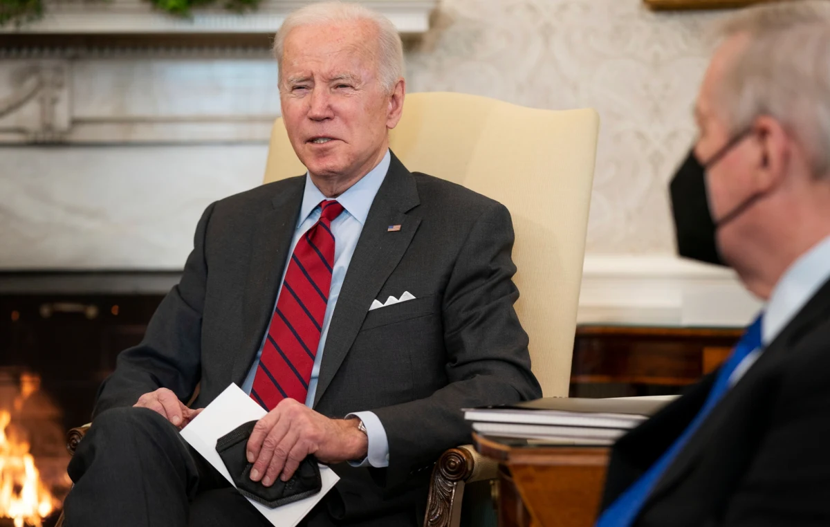 Prezydent Joe Biden formalnie zatwierdził wysłanie dodatkowych 2 tys. żołnierzy na wschodnią flankę NATO, w tym do Polski. Te informacje na konferencji prasowej potwierdził rzecznik Pentagonu John Kirby. 