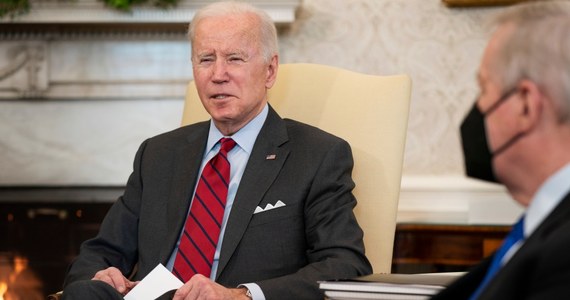 Prezydent Joe Biden formalnie zatwierdził wysłanie dodatkowych 2 tys. żołnierzy na wschodnią flankę NATO, w tym do Polski. Te informacje na konferencji prasowej potwierdził rzecznik Pentagonu John Kirby. 