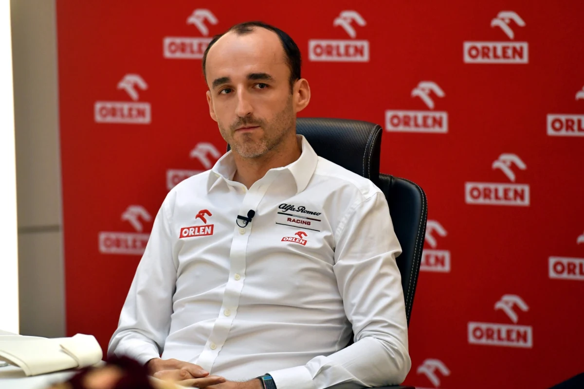 Na liście zgłoszeń do zaplanowanego na 18 marca wyścigu 1000 mil na torze Sebring na Florydzie jest Prema Orlen Team z Robertem Kubicą w składzie - potwierdzili organizatorzy.