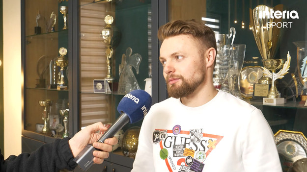 Ekspert Interii Sport na czas IO w Pekinie, Jan Ziobro, opowiedział o szansach medalowych polskich skoczków. 

Jan Ziobro będzie gościł w programie "Studio Pekin - Gramy Dalej!" w Interii Sport.

"Studio Pekin - Gramy Dalej!" to codzienna dawka sportowych wiadomości z aren Igrzysk Olimpijskich w Pekinie. Dziennikarze i eksperci Interii Sport będą omawiać i analizować wyczyny sportowców na najważniejszej zimowej imprezie czterolecia.

Oglądaj codziennie krótkie flesze o godzinie 16:00 w Interii, a w najważniejsze dni zmagań polskich olimpijczyków będziemy na żywo, tuż po zawodach, komentować co wydarzyło się w Pekinie.

Ponadto program "Studio Pekin" codziennie na antenach Polsatu News o godzinie 17:40 i Polsatu Sport Extra o godzinie 20:00. Zapraszamy!
