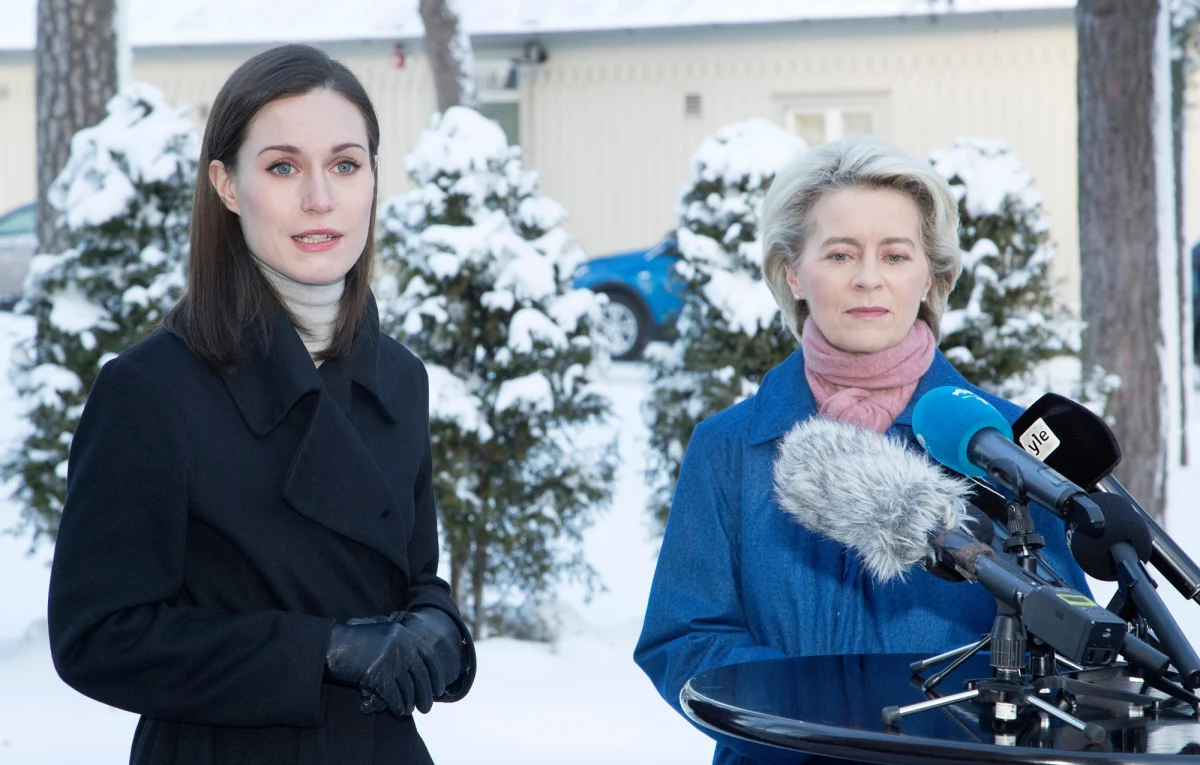 Reakcja na ostanie pismo Rosji w sprawie tzw. gwarancji bezpieczeństwa jest koordynowana na poziomie UE i "będzie odzwierciedlać jedność" krajów członkowskich - powiedziała przewodnicząca Komisji Europejskiej Ursula von der Leyen. Przewodnicząca w czwartek spotkała się w Helsinkach z premier oraz prezydentem Finlandii.