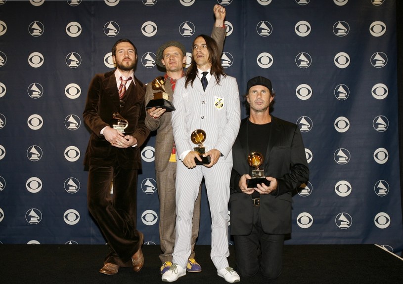 Red Hot Chili Peppers odkryli wszystkie karty. Nowy album nagrany z Johnem Frusciante zatytułowany będzie "Unlimited Love". Poznaliśmy właśnie pierwszą piosenkę z płyty!