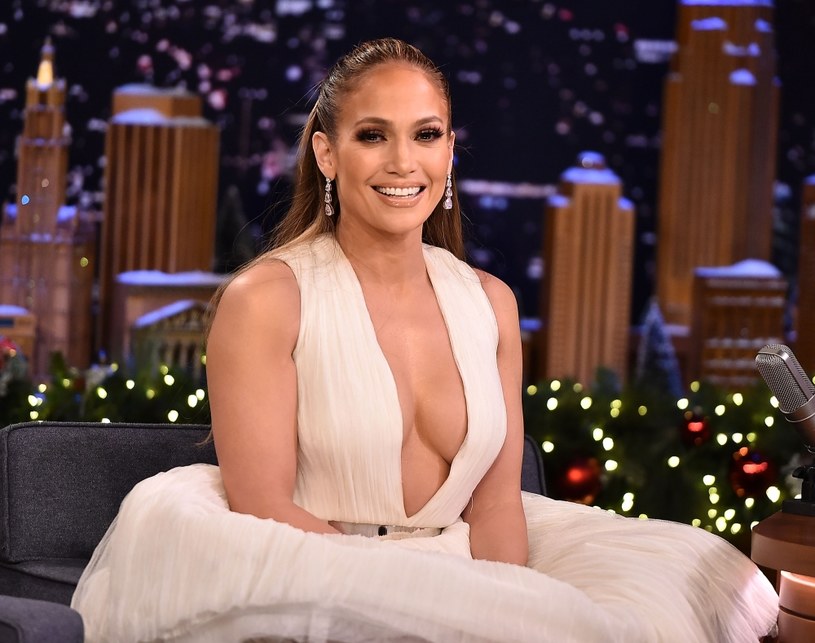 14 czerwca na platformie streamingowej Netflix pojawi się film dokumentalny "Halftime" poświęcony Jennifer Lopez. Wcześniej, bo 8 czerwca, będą mogli go obejrzeć widzowie festiwalu Tribeca". "Halftime" otworzy nowojorską imprezę.