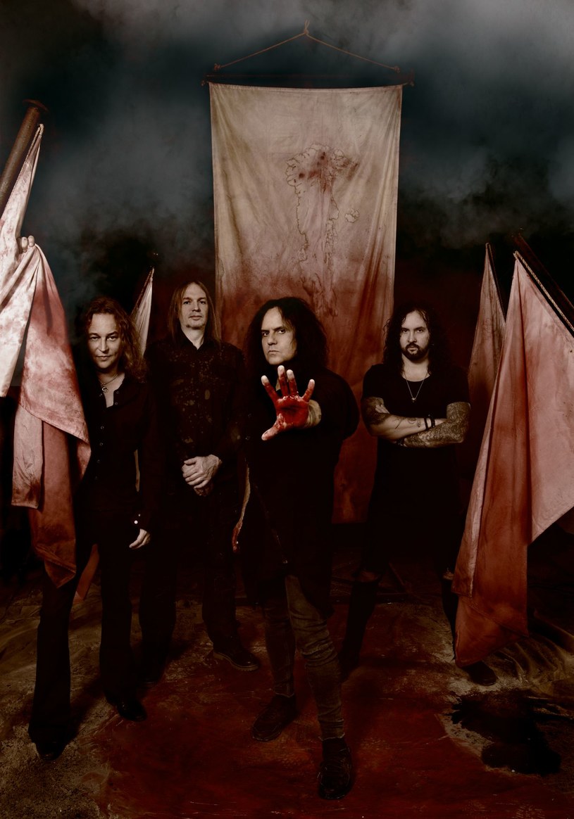 Niemiecki Kreator, żywa legenda thrash metalu, podzielił się z fanami pierwszym singlem z nowego albumu. 