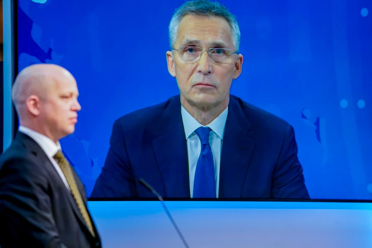 Sekretarz generalny NATO Jens Stoltenberg zostanie prezesem Banku Norwegii - ogłosił minister finansów rządu w Oslo Trygve Slagsvold Vedum. Stoltenberg nową posadę ma objąć w grudniu, a we wrześniu ustąpić ze stanowiska szefa Sojuszu.